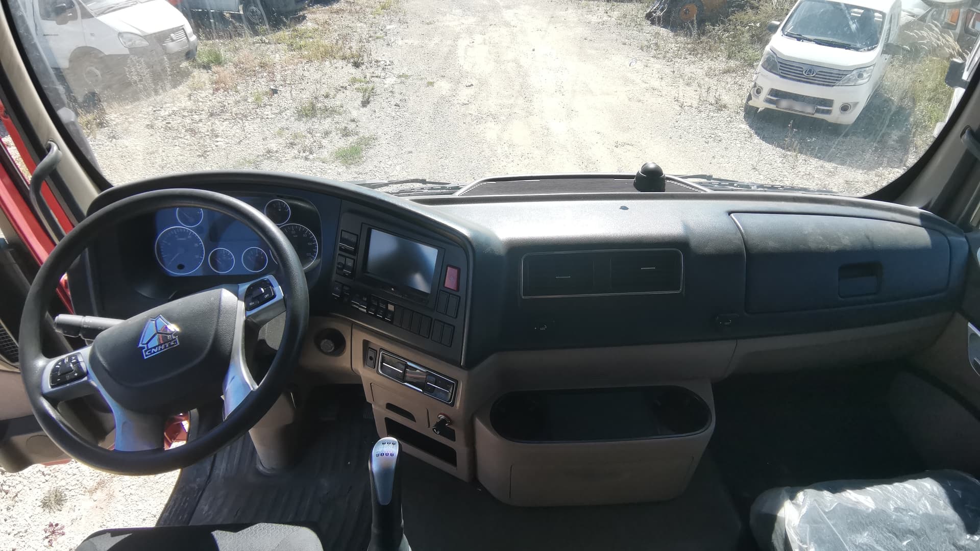 Howo T5G 6x4 Самосвал - 5