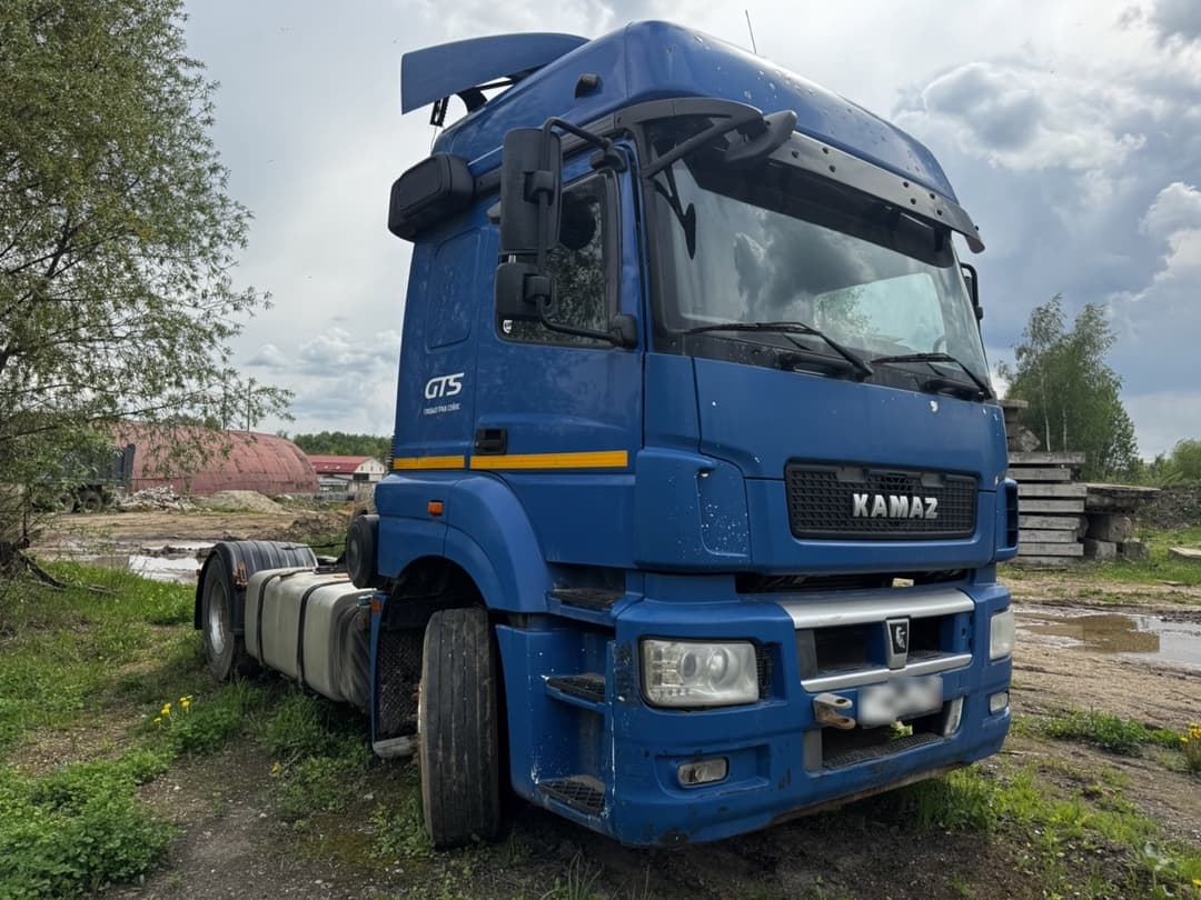 Камаз 5490 4x2 Седельный тягач - 2