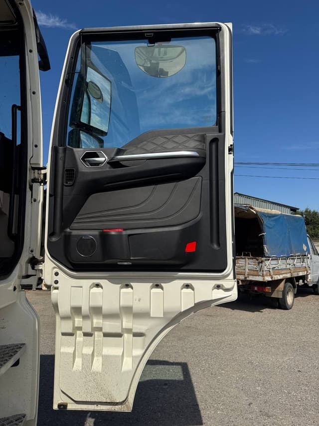 Sitrak C7H MAX 6x4 Седельный тягач - 7