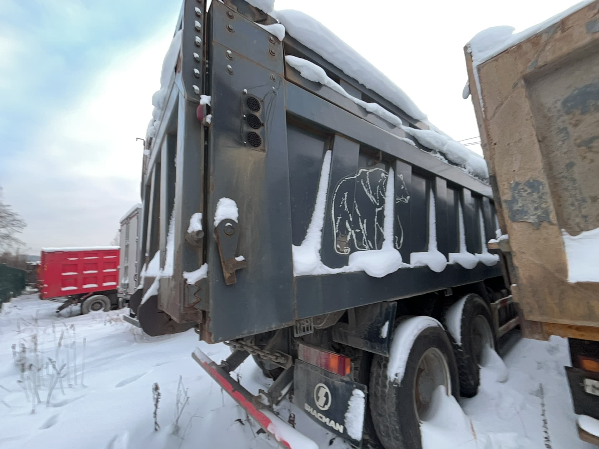 Shacman (Shaanxi) SX* 8x4 Самосвал - 3