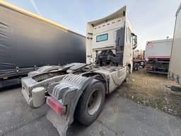 Foton AUMAN 4x2 Седельный тягач - 3