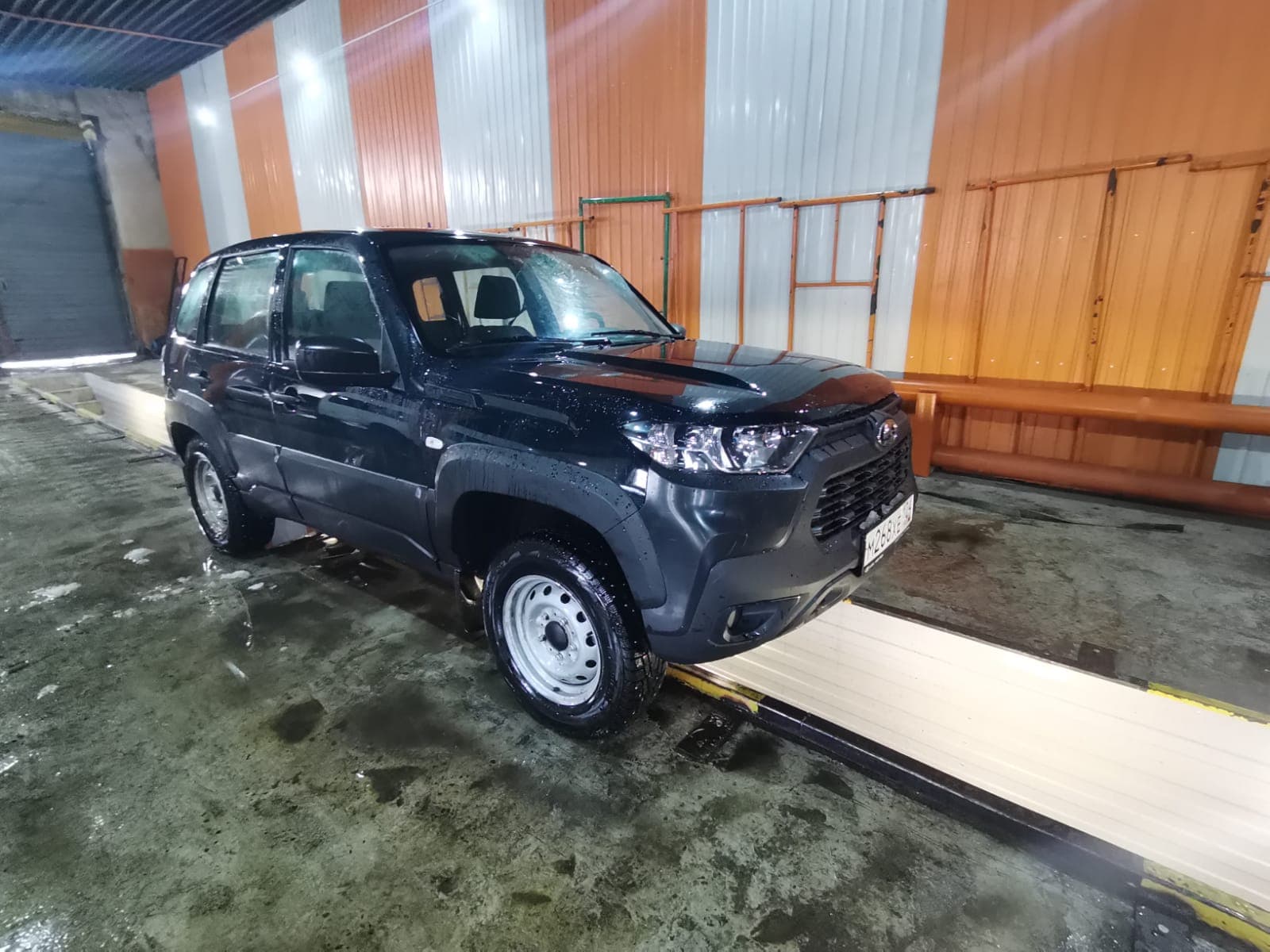 Lada Niva Travel - 2