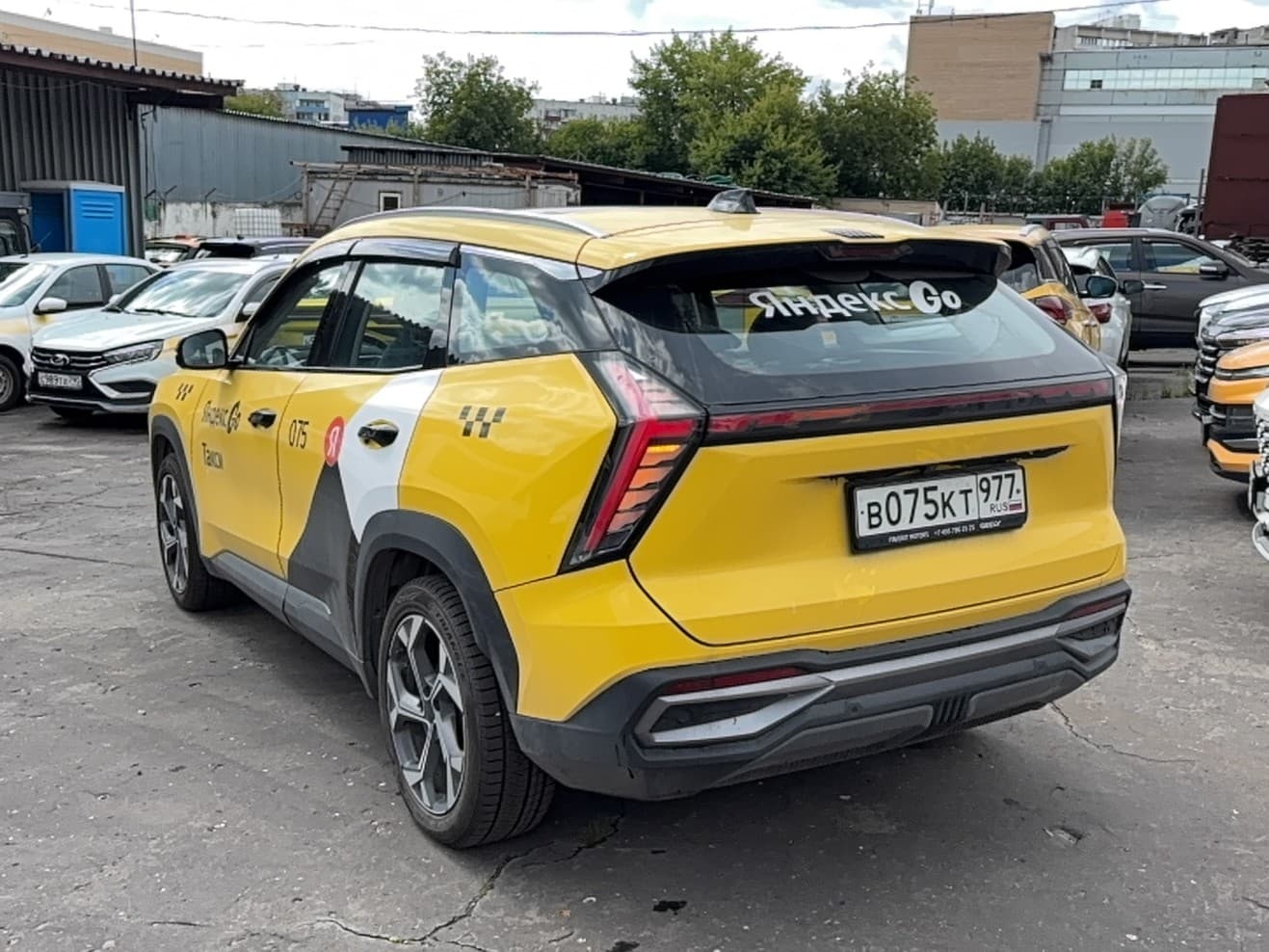 Geely Atlas - 4