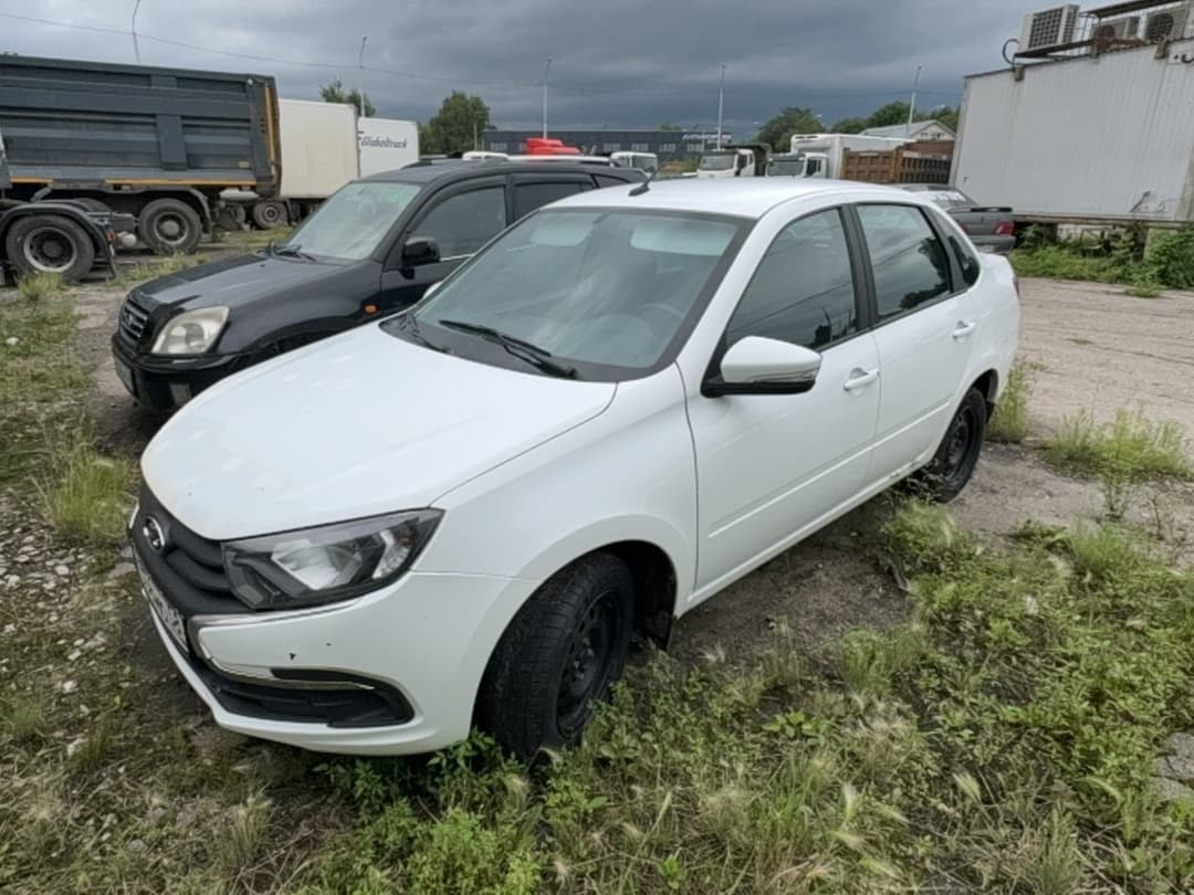 Lada Granta седан - 1