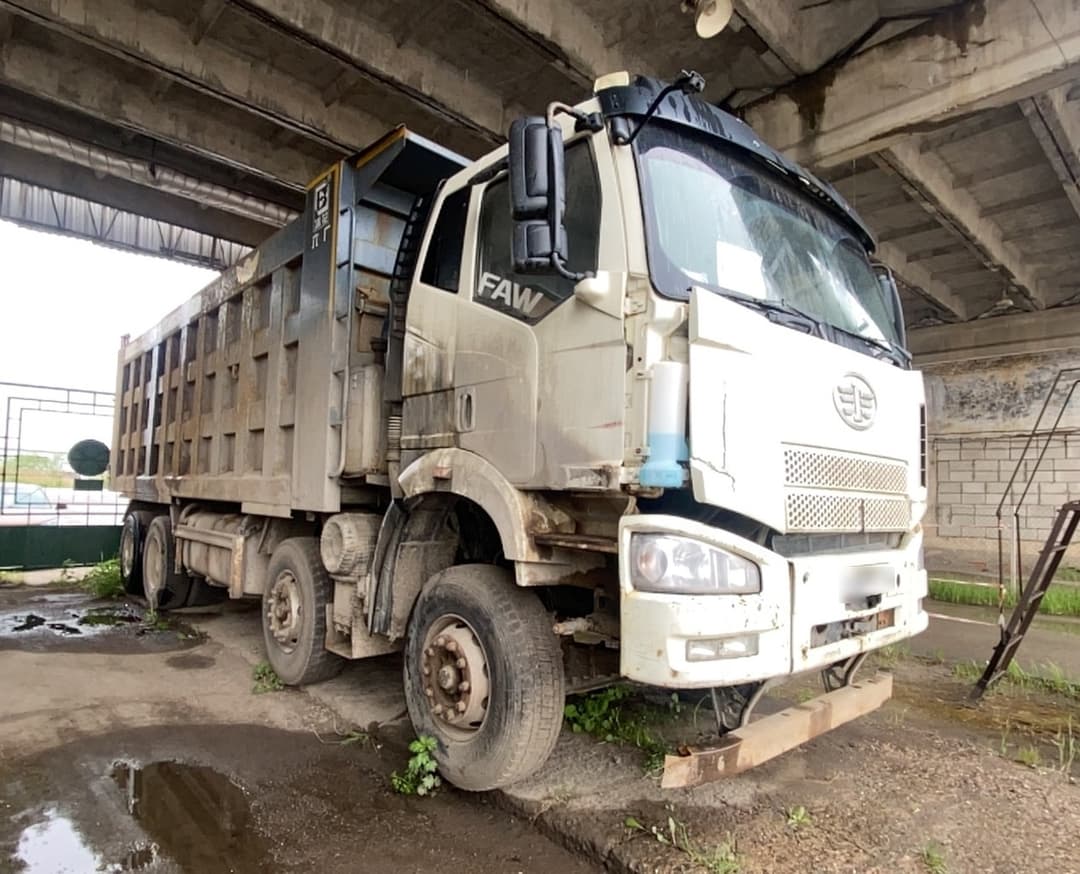 FAW J6 8x4 Самосвал - 2