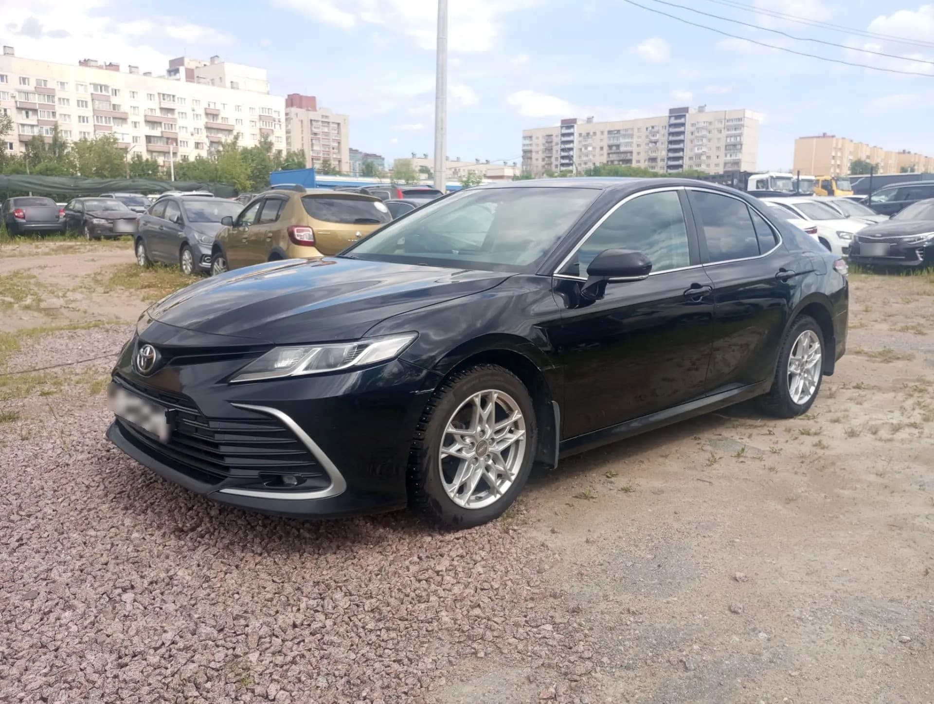 Toyota CAMRY - 1