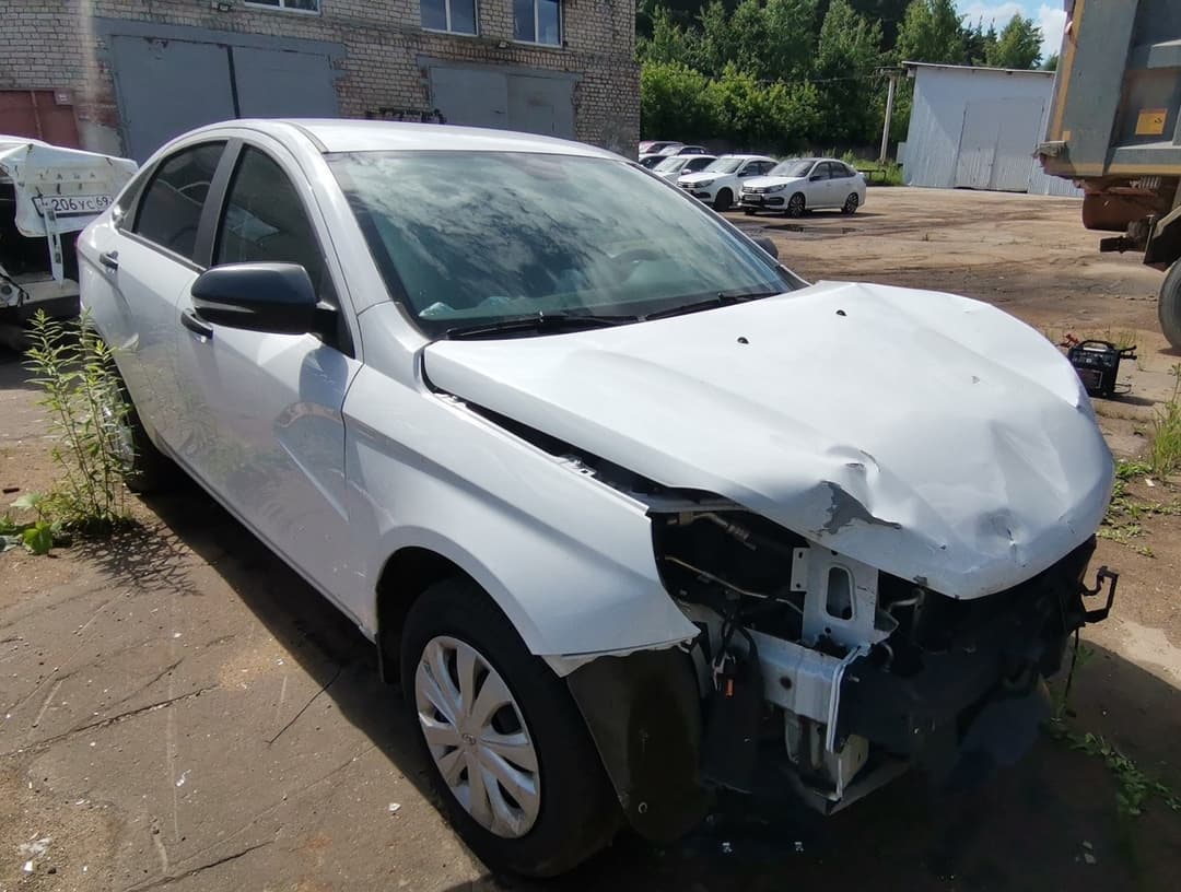 Lada Vesta седан - 2