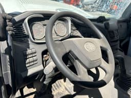 FAW CA 3310 8x4 Самосвал - 5