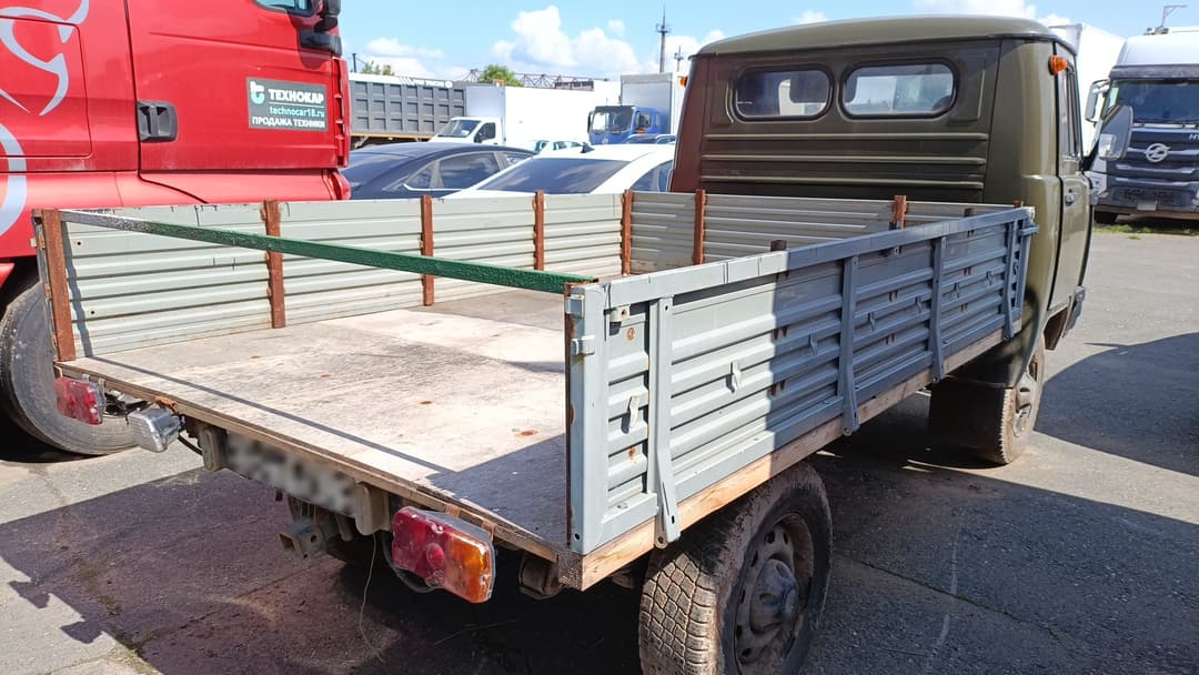 UAZ 3303 Бортовой - 3