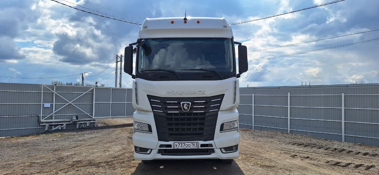 Камаз 54901 4x2 Седельный тягач - 2