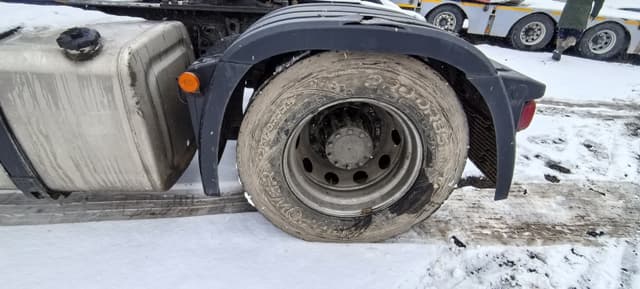FAW J7 4x2 Седельный тягач - 9