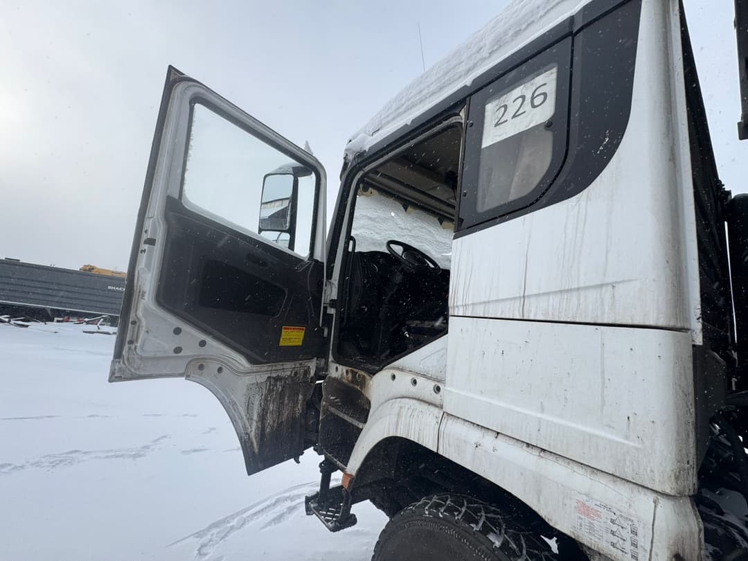 Shacman (Shaanxi) SX* 8x4 Самосвал - 7