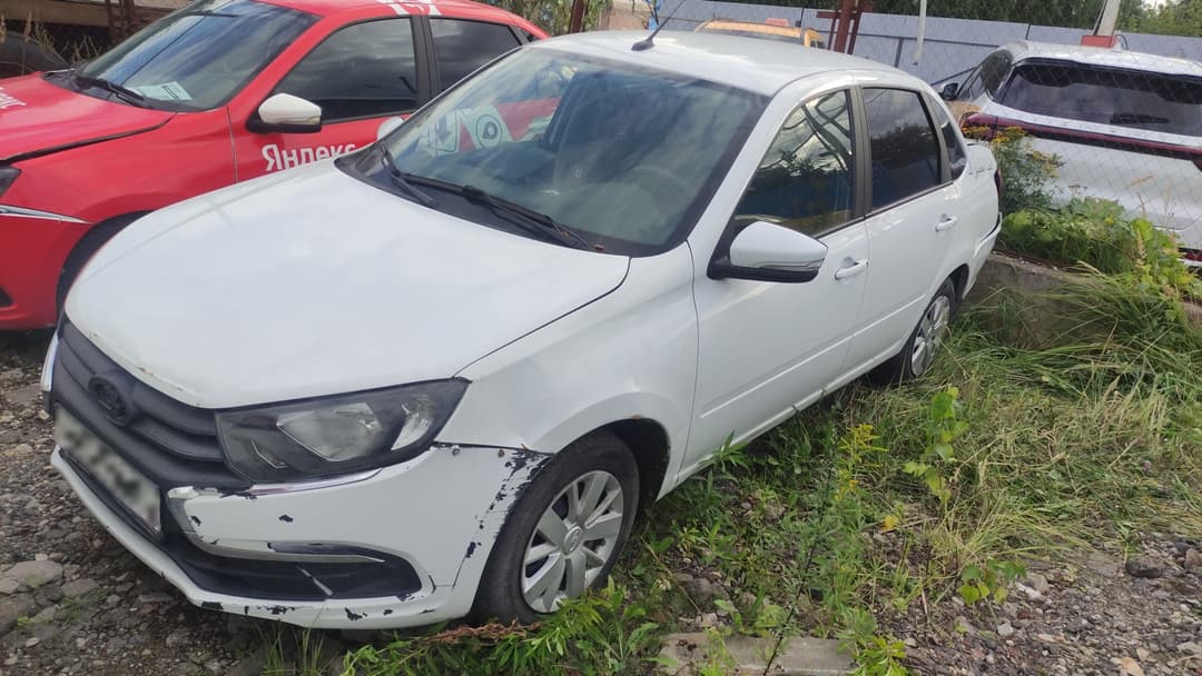 Lada Granta седан - 1