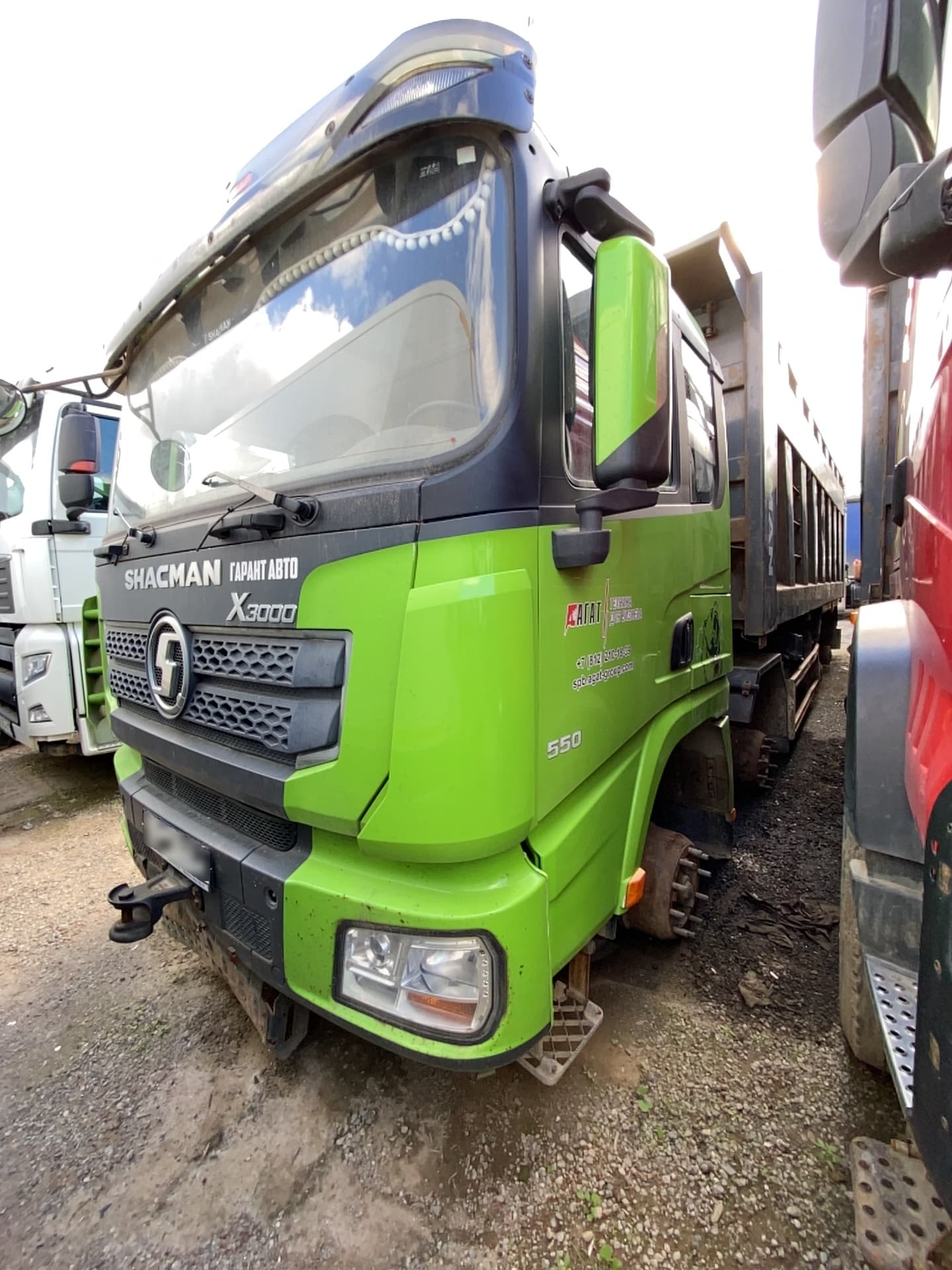 Shacman (Shaanxi) SX* 8x4 Самосвал - 1