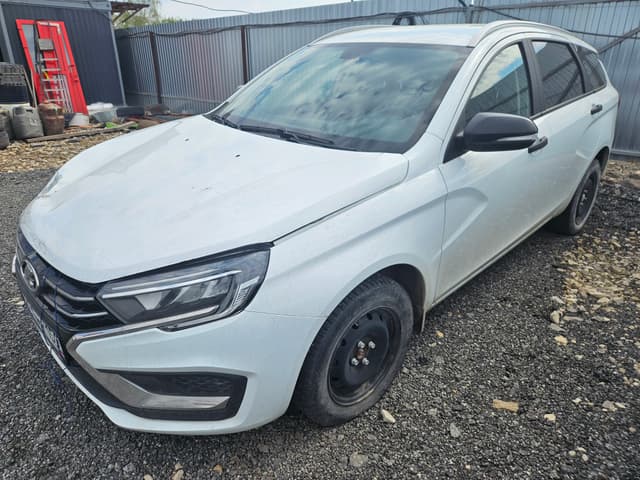 Lada Vesta SW - 1