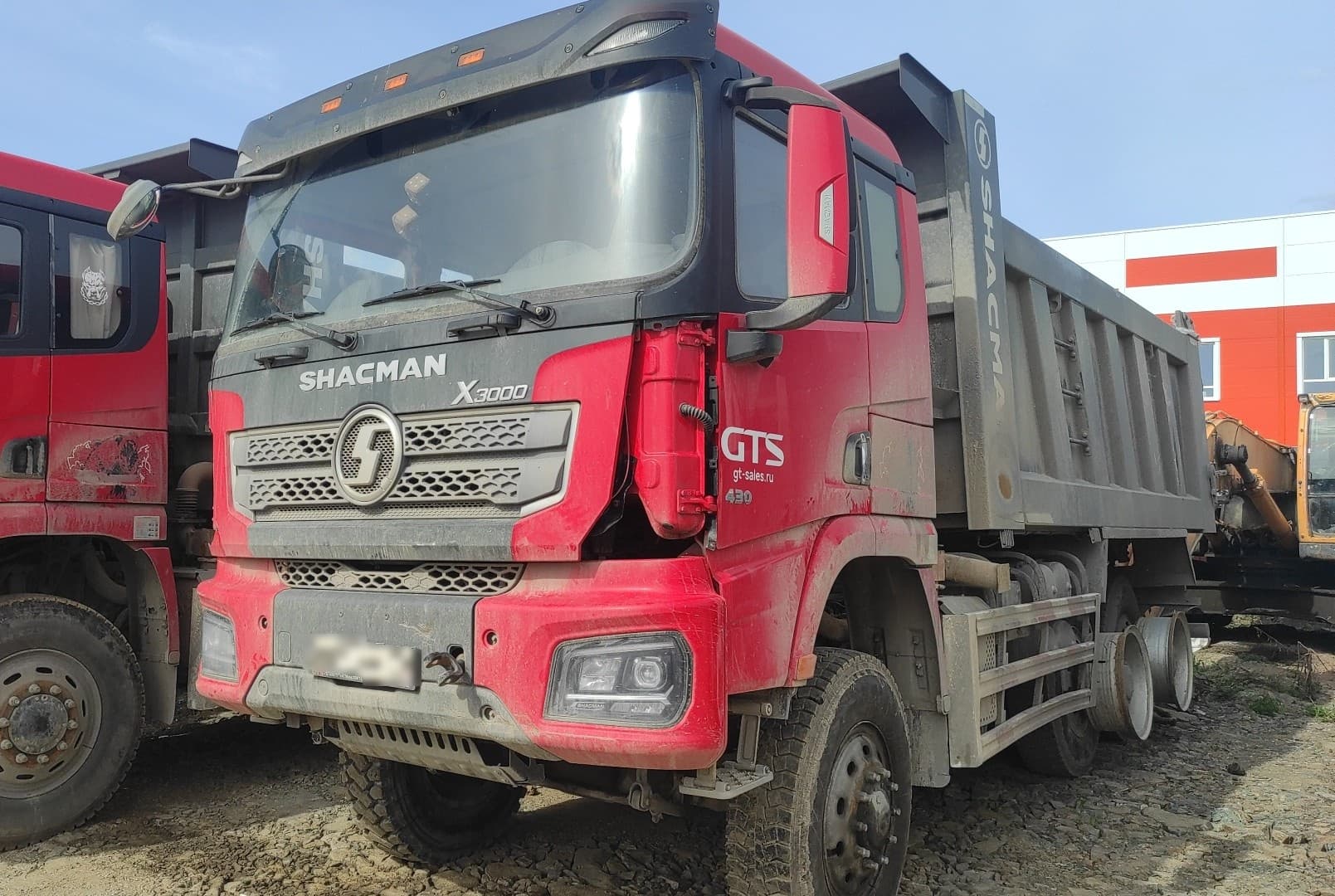 Shacman (Shaanxi) SX* 6x6 Самосвал - 1