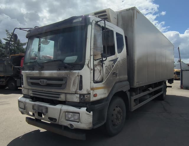 Daewoo NOVUS 4x2 Изотермический/рефрижератор - 1