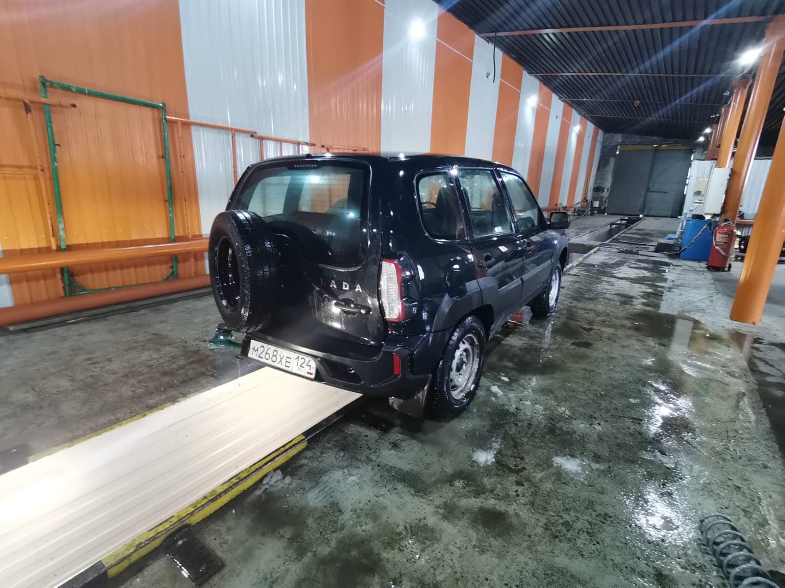 Lada Niva Travel - 3