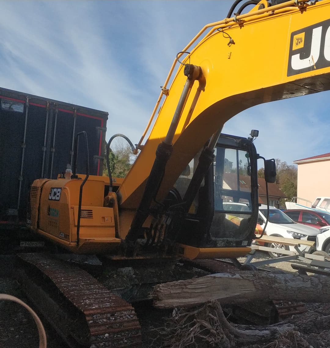 JCB JCB205 Экскаватор - 2