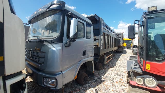 Shacman (Shaanxi) SX* 8x4 Самосвал - 1