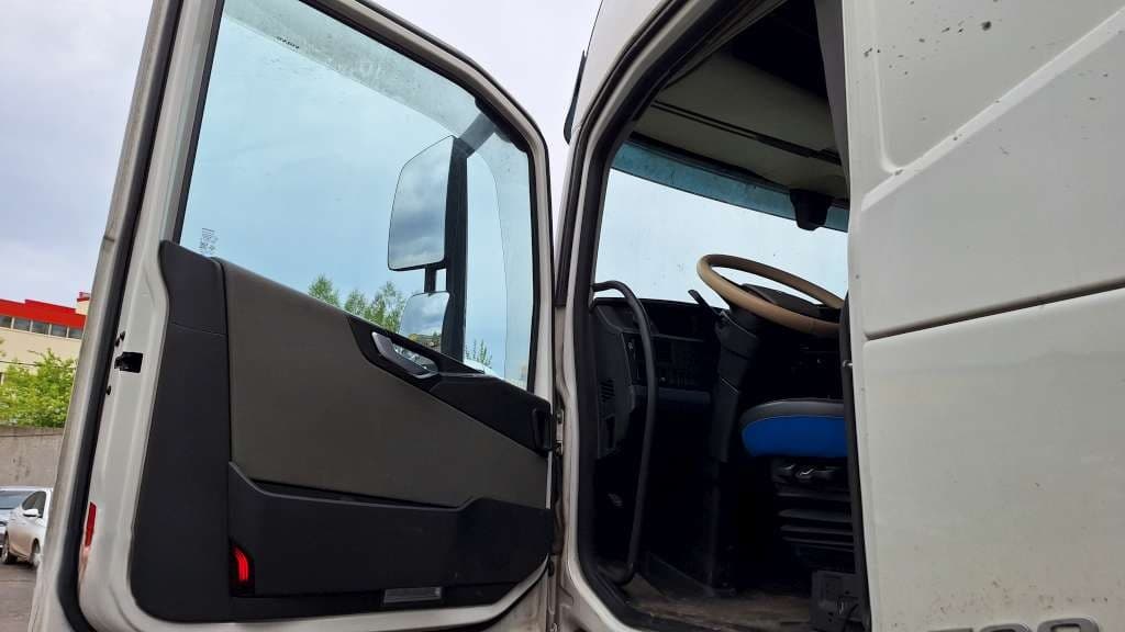 Volvo FH 4x2 Седельный тягач - 6