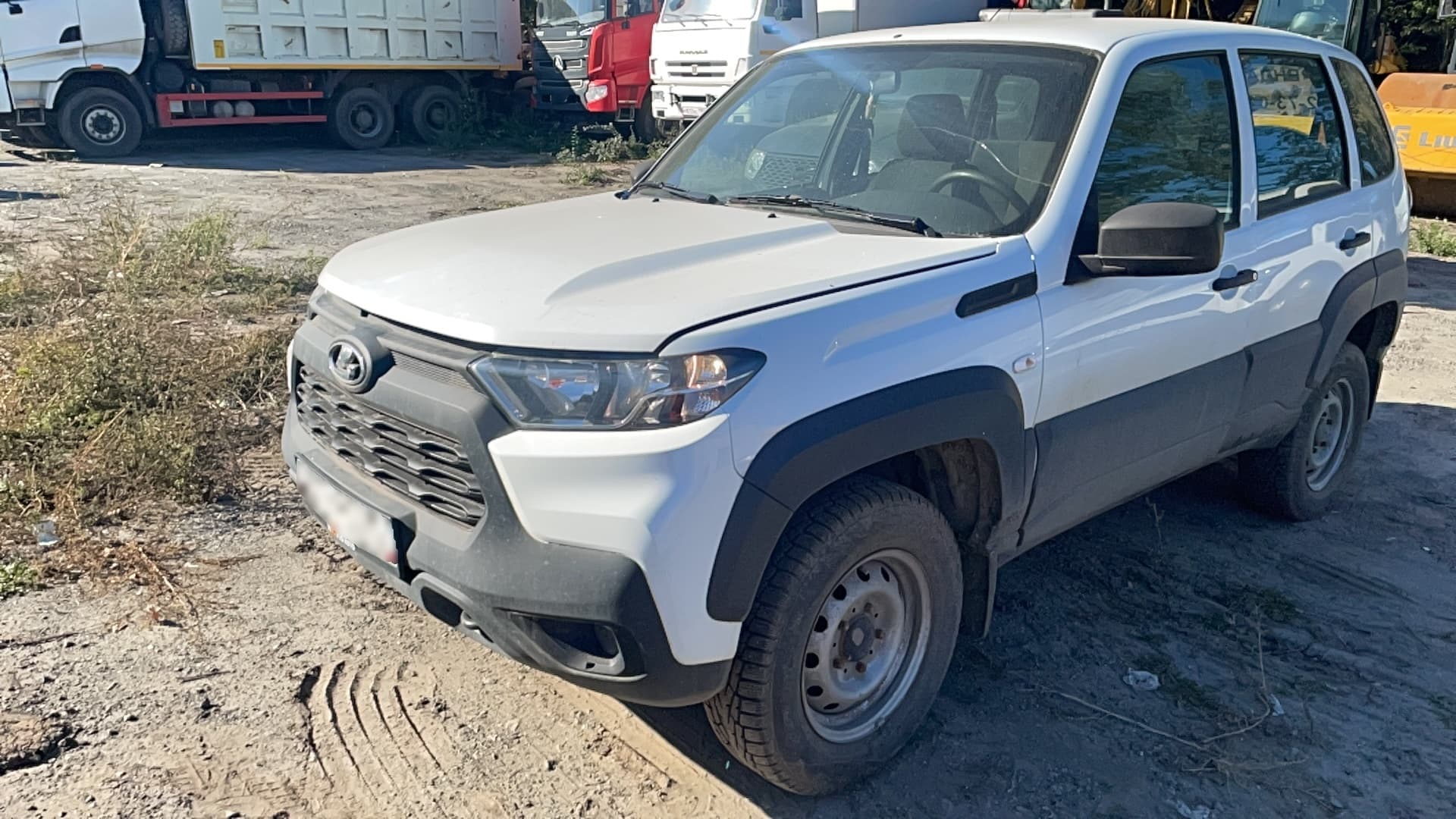 Lada Niva Travel - 1