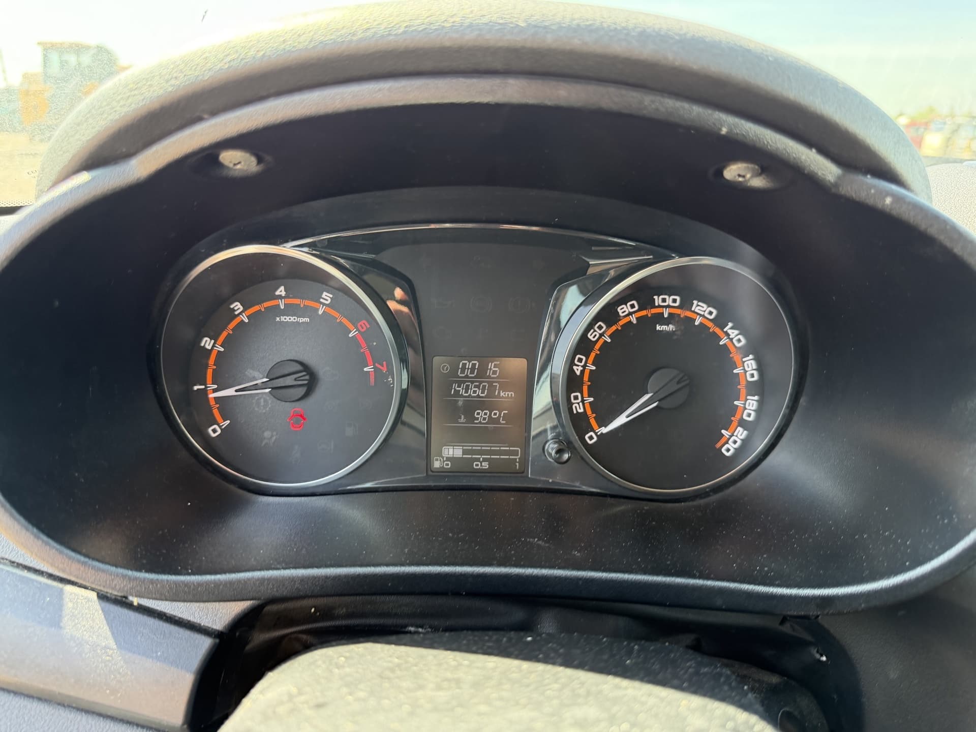 Lada Granta лифтбек - 7