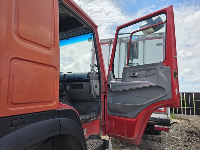 Howo ZZ* 6x4 Самосвал - 8