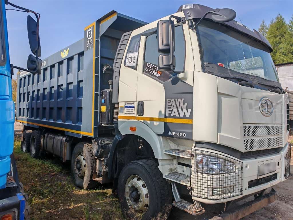 FAW CA 3310 8x4 Самосвал - 2