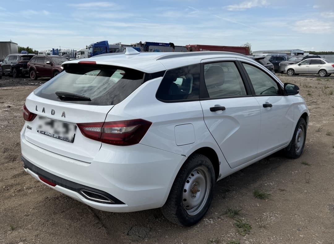 Lada Vesta SW - 3