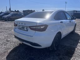 Lada Vesta седан - 3