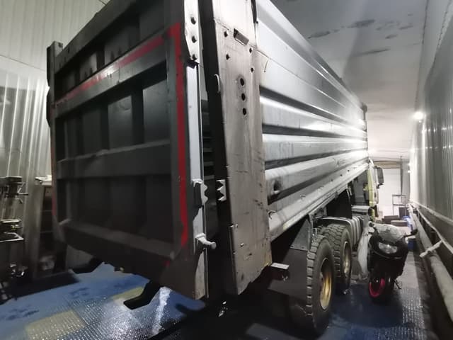 Shacman (Shaanxi) SX33186T366 8х4 Самосвал - 3