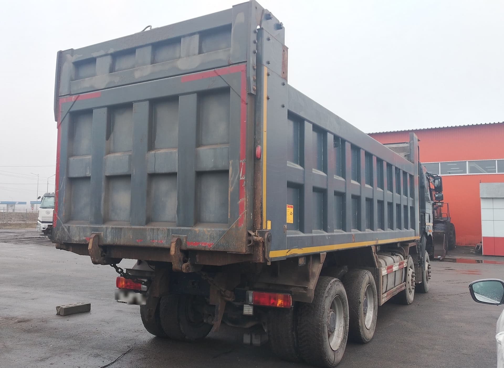FAW CA 3310 8x4 Самосвал - 3