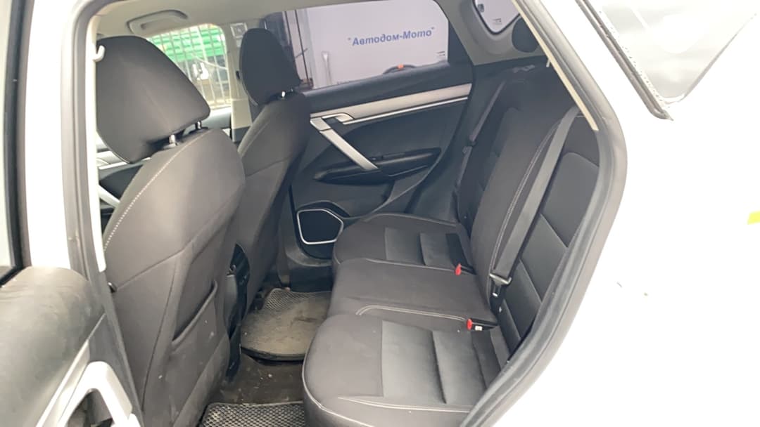 Geely Coolray - 9