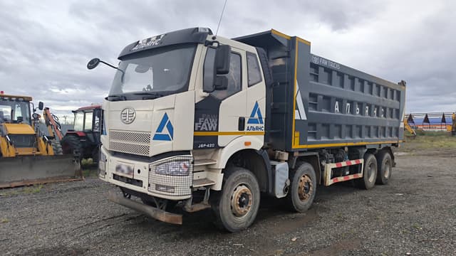 FAW J6 8x4 Самосвал - 1