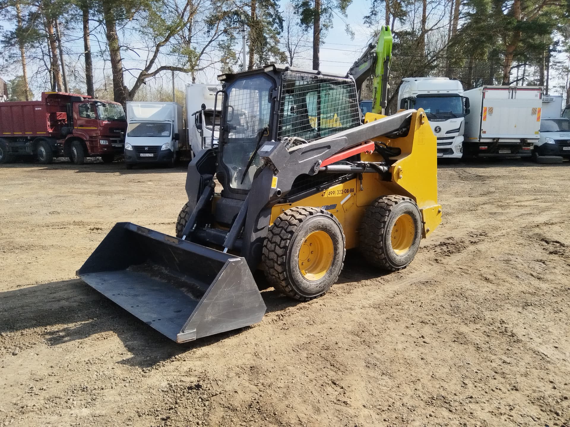 Xcmg SR* Мини погрузчик - 1