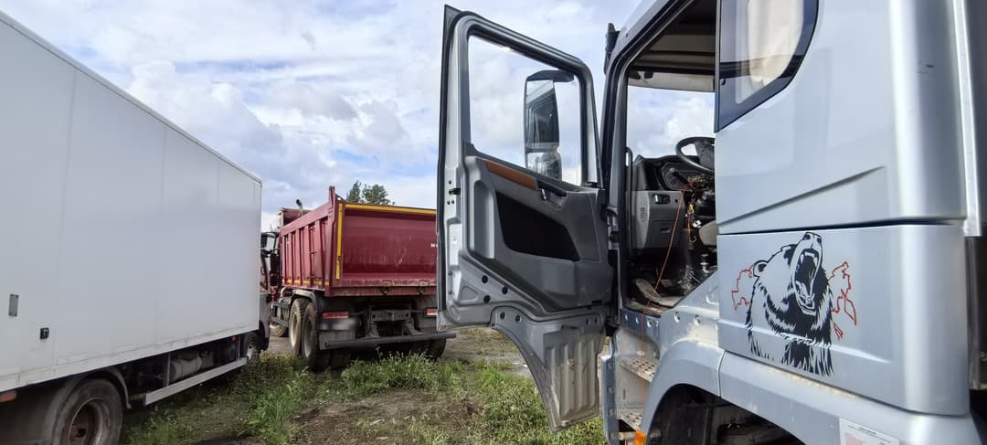 Shacman (Shaanxi) SX* 8x4 Самосвал - 8