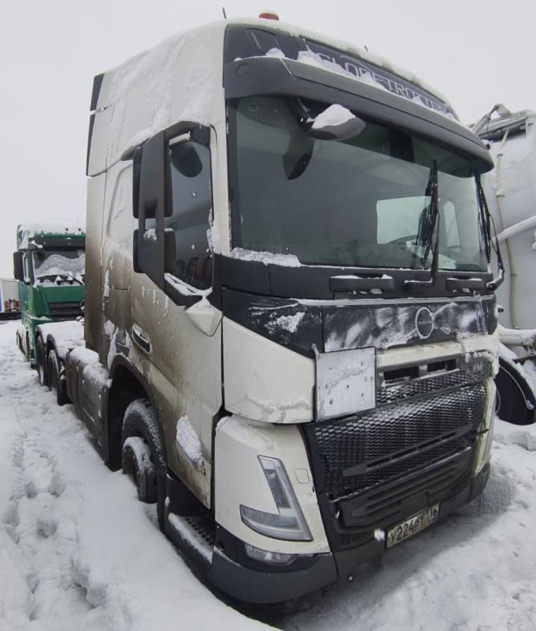 Volvo FM 6x2 Седельный тягач - 2