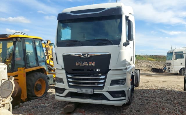 MAN TGX 4X2 Седельный тягач - 1