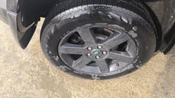 Land Rover Defender 110 - 9