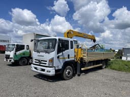 Dongfeng PC* 4x2 Бортовой с КМУ - 1