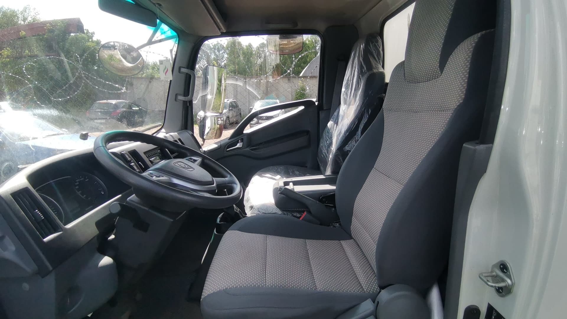 Автомеханический Завод 5758* на шасси КамАЗ 43085 4x2 Бортовой (Евроборт) - 5