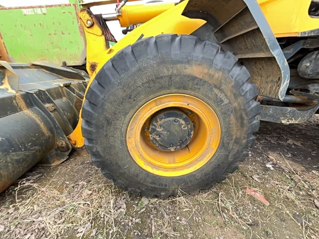 Beezone 956* Фронтальный погрузчик - 7