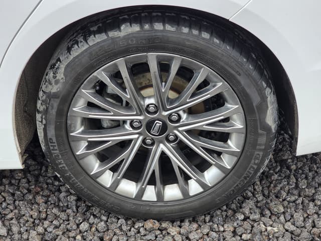 FAW Bestune B70 - 10