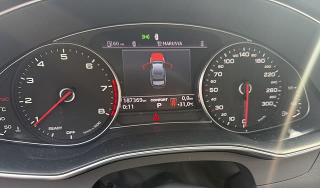 Audi A6 - 6