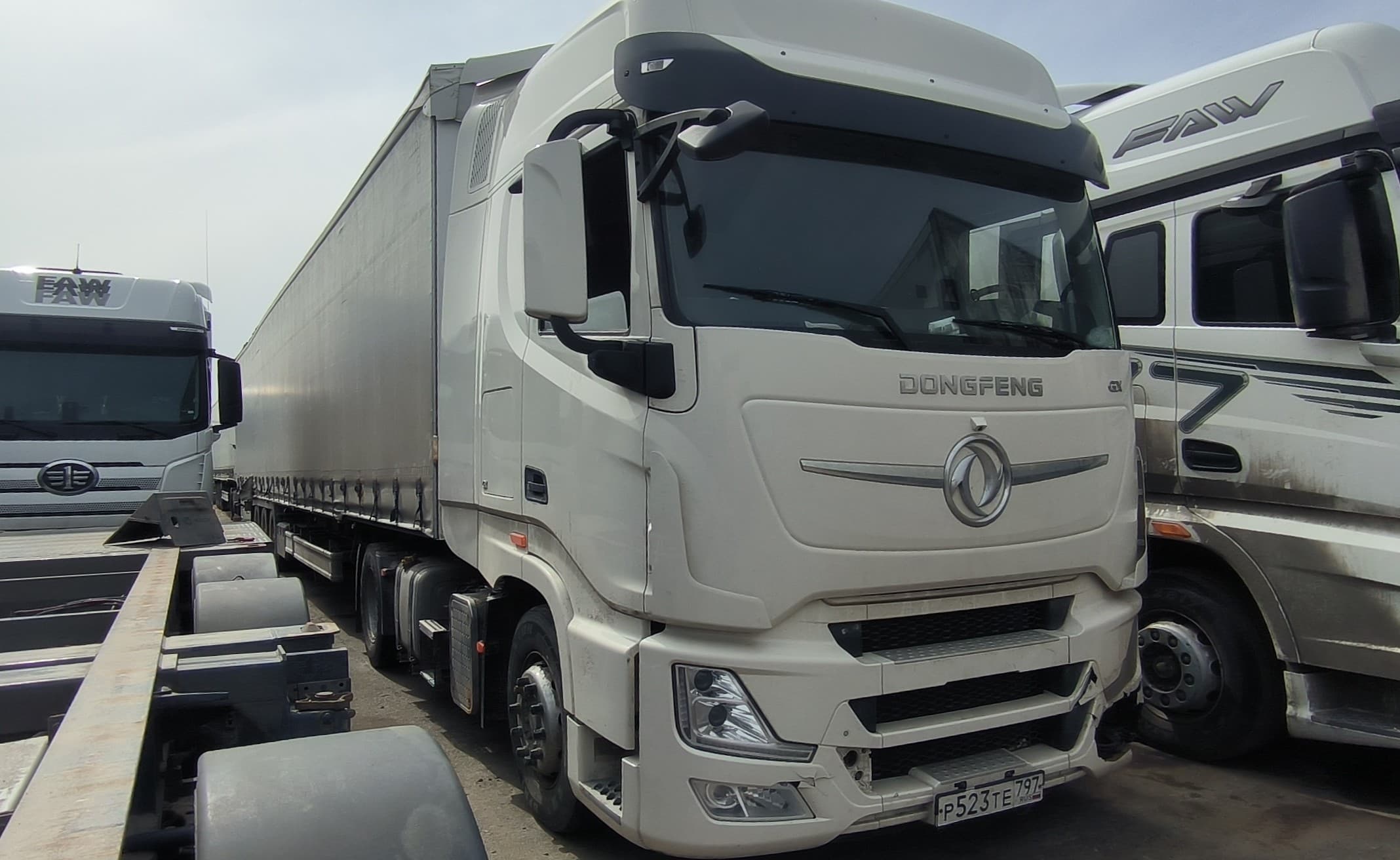 Dongfeng GX 4x2 Седельный тягач - 2