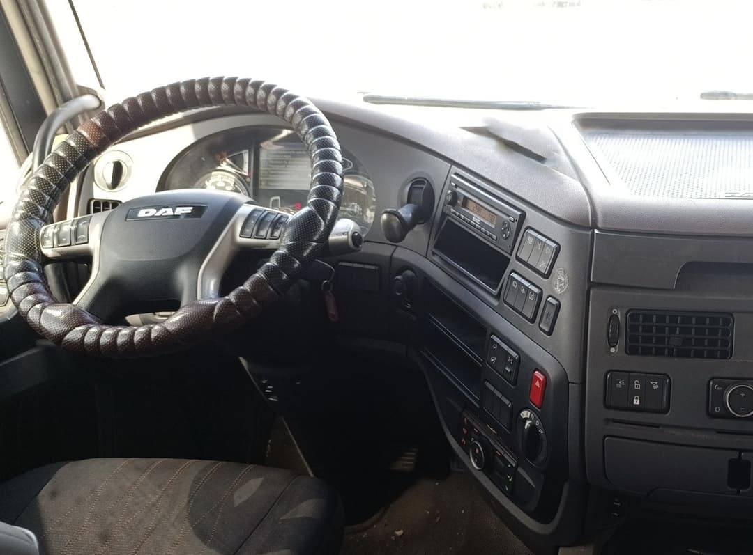 Daf XF 4x2 Седельный тягач - 4