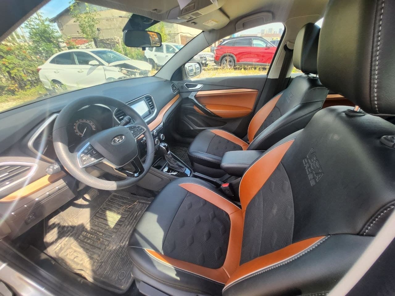 Lada Vesta Cross - 6
