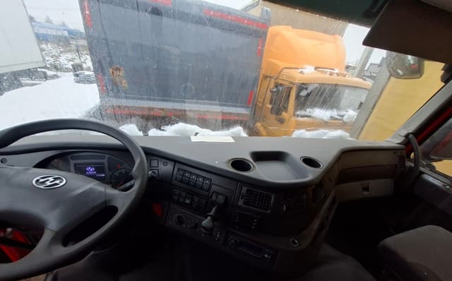 Hongyan 908 8x4 Самосвал - 5