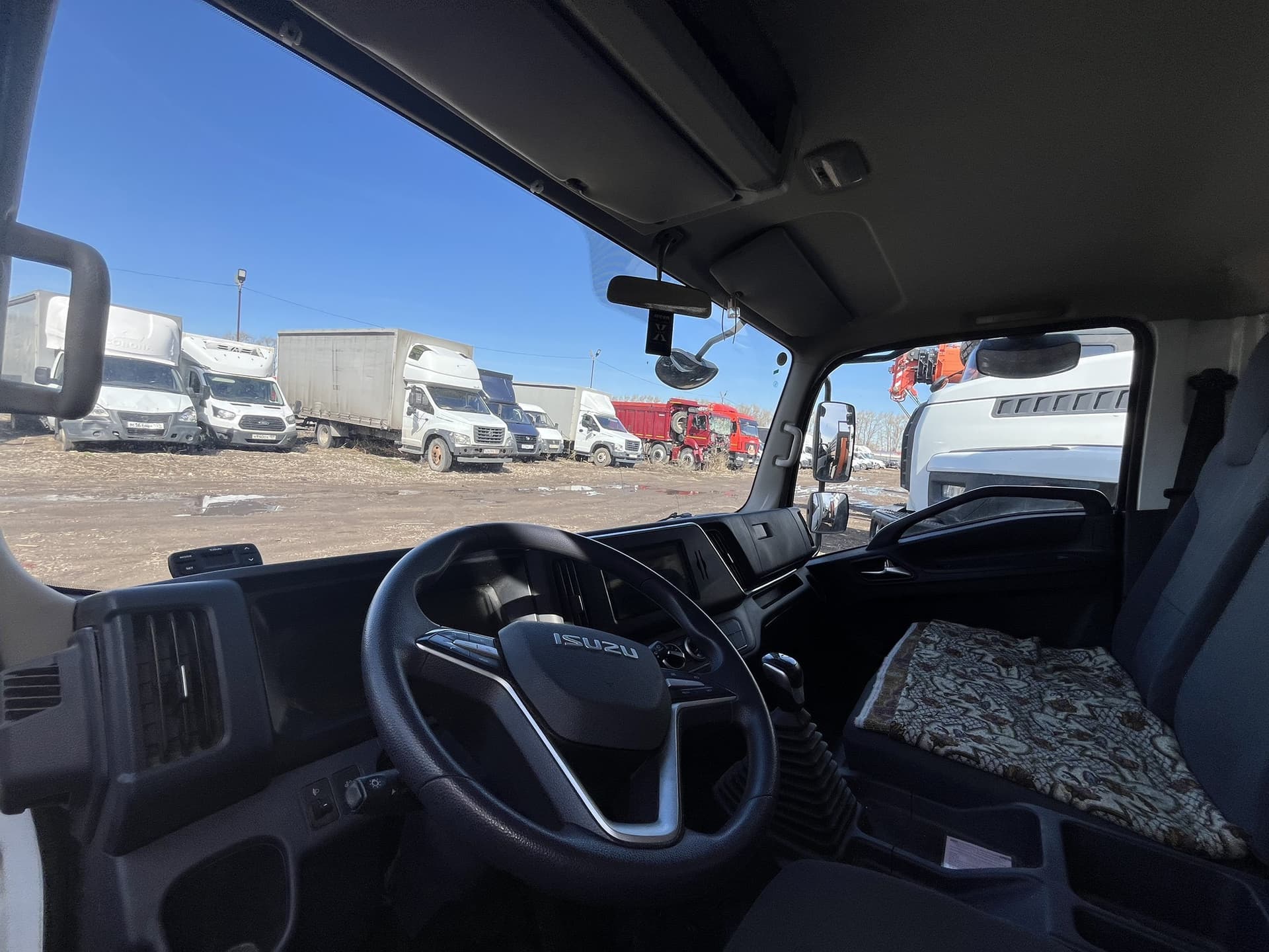 ISUZU ELF 4.5 (EC7) 4x2 Изотермический/рефрижератор - 6